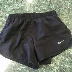 Girls size medium NIKE athletic shorts basketball